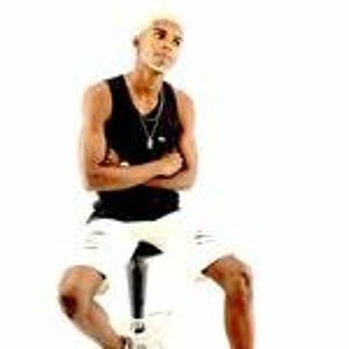 MTG NO BAILE ELA SE ARRUMA MECHE A BUNDA     ( DJ JO DA VIUVA)