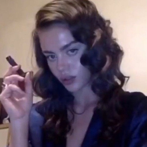 ازاي مش واحشك اللي بيننا?