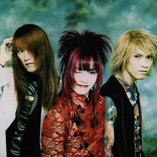 Stream 4saken | Listen to ♡SHAZNA♡ playlist online for free on
