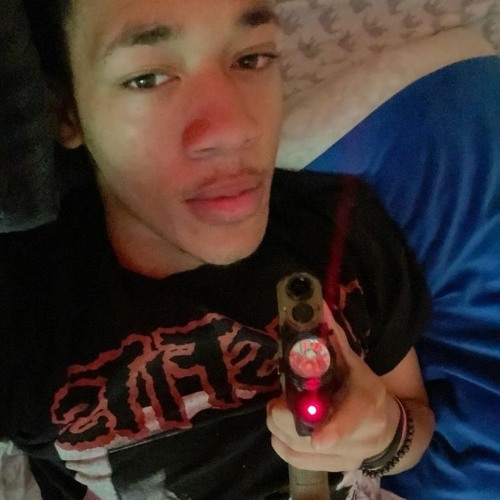 Luvv - Checks$ (Prod. Aash2k)