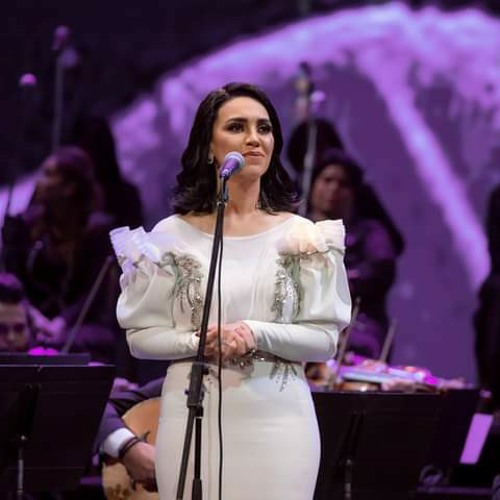سيرة الحب..مي فاروق