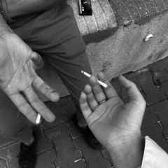 خليك هناا - أنغام ..