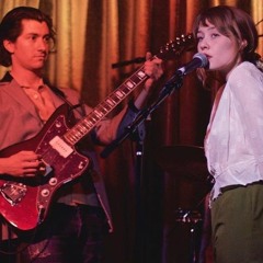 Alexandra Savior With Alex Turner - Girlie Live