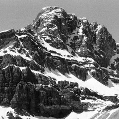 Thisquietarmy & Tom Malmendier - Entre Deux Cimes