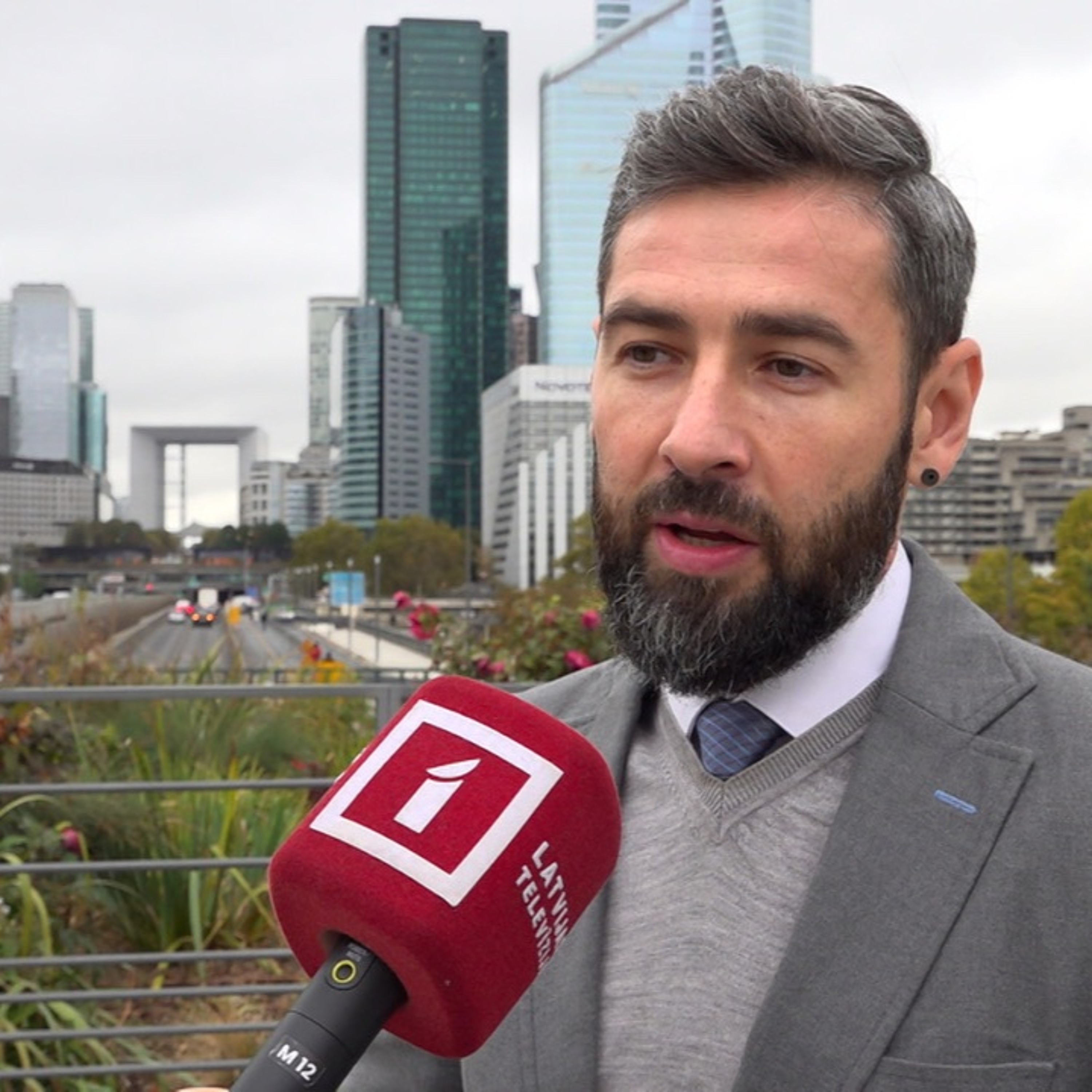 Cepurītis: Francijas protesti – iespēja Krievijai ietekmēt prezidenta vēlēšanas