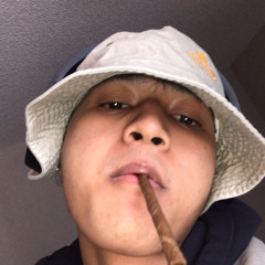 Smoking a Blunt (ft.Zirrana, RG)