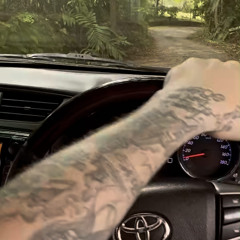 Durch Jamaika im Toyota
