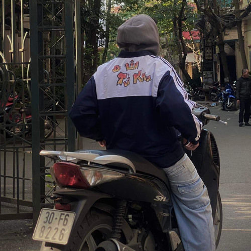 đi lên từ khu (w/H) (demo)
