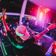 MC 2JHOW - ELAS QUER OS CRIA DO CORRE ( IASMIN TURBININHA E DJ MK O MLK SINISTRO )