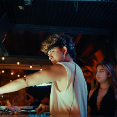 Jean Casas Live @ 1800 Lucky Humans Alike Debut
