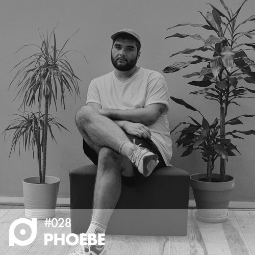 N'A CABINE #028: Phoebe