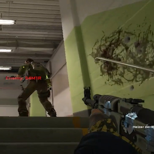 pov your behind someone and they dont know