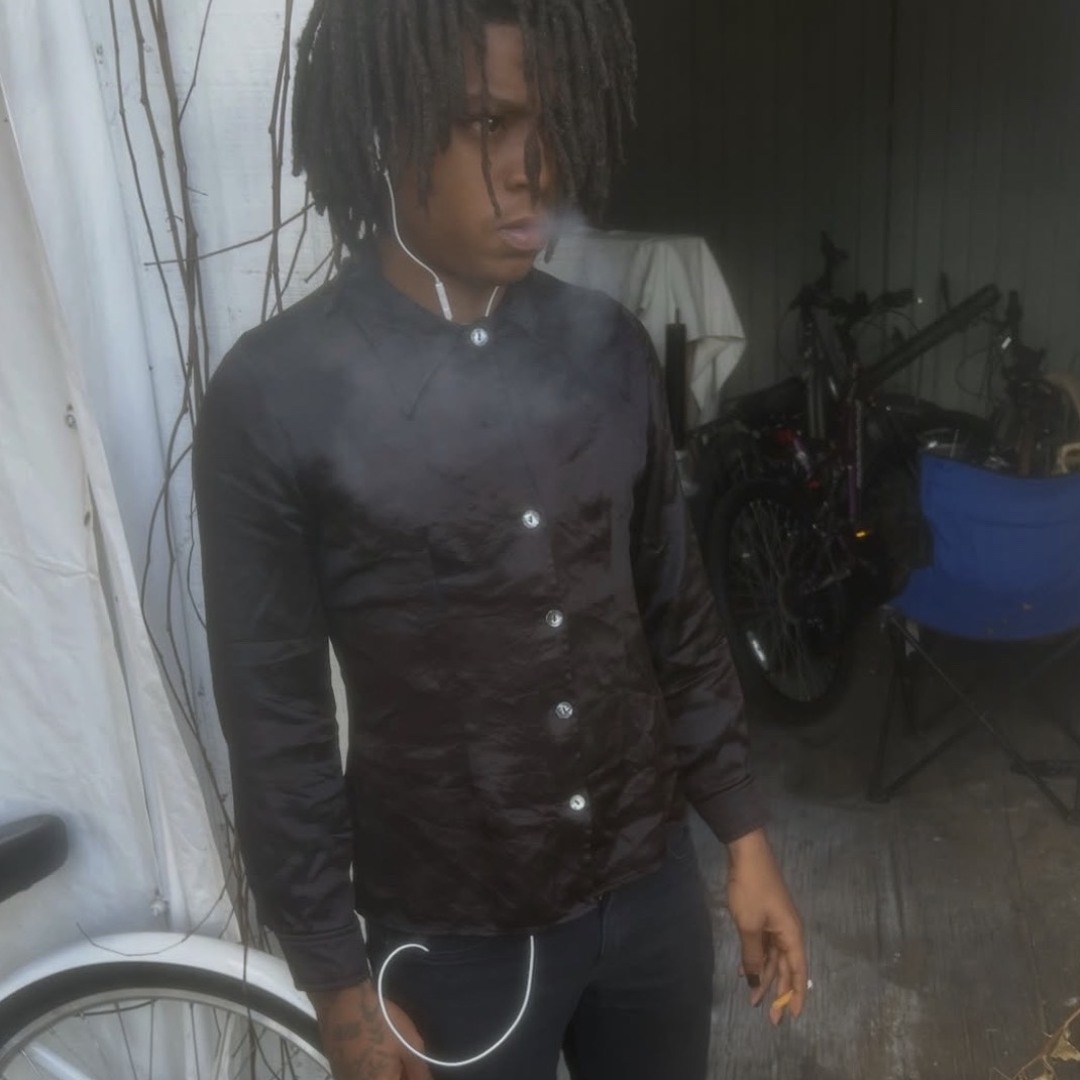 Stream ifleeze - saks (prod. 28current) [DREAMTHUGEXCLUSIVE] by ...
