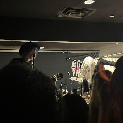 FROST CHILDREN - SHAKE IT LIKE A (DRIENN REMIX)