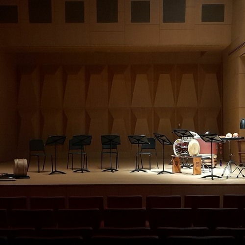 Stream Emulsion of Oriental and Western Movements (for percussion and