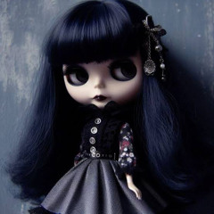 DOLL W/ktktkt