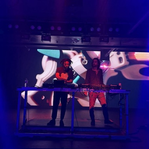 Xænomorph b2b Jeez Us - Interstellar