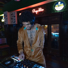 Halloweenweekend Republic Biergarten Set