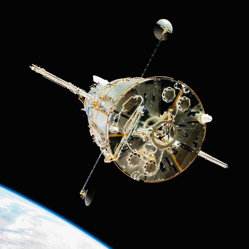 Stream Space Station by Sonophoria | Listen online for free on SoundCloud