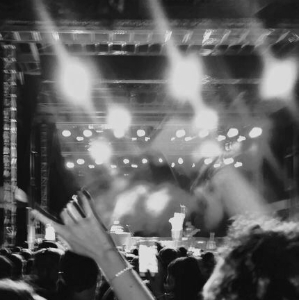 Dancin (Krono remix) – Aaron Smith, Krono. Sped up.