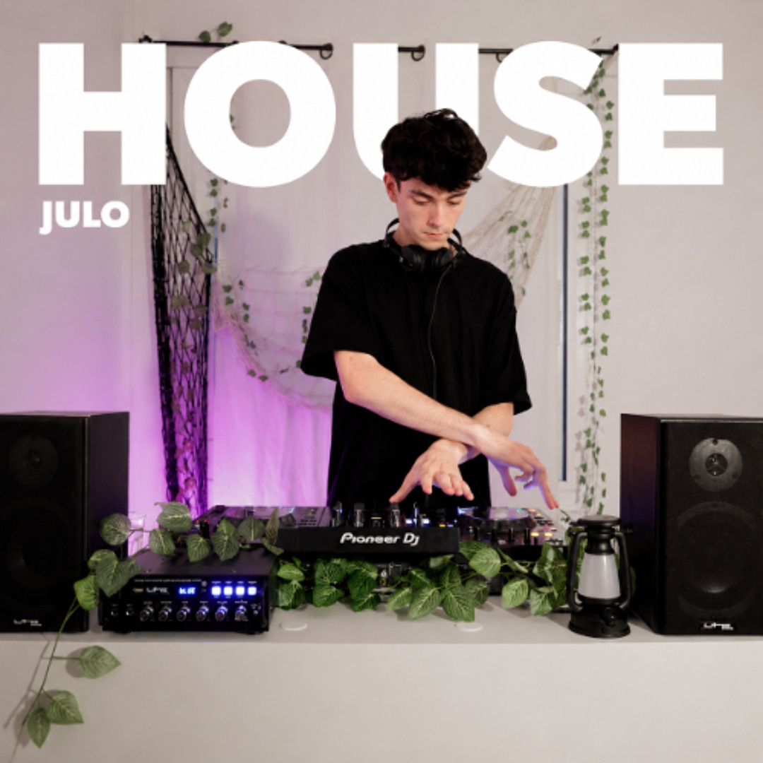 Stream Groovy House Session - DJ SET by JULO | Listen online for