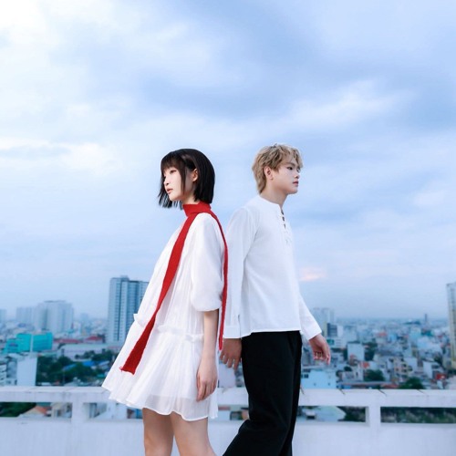 Người Đầu Tiên - Juky San ft. Bùi Trường Linh