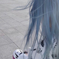 水族館で魚みてろ