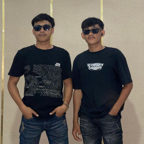 FUNKOT ROYALTY ‼️ 2024 TERBARU DUGEM MLINTIR SPECIAL REQUEST VIRLEE03(M4A_128K).m4a