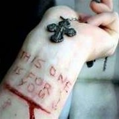 I WANNA WATCH YOU BLEED GL3TTONY