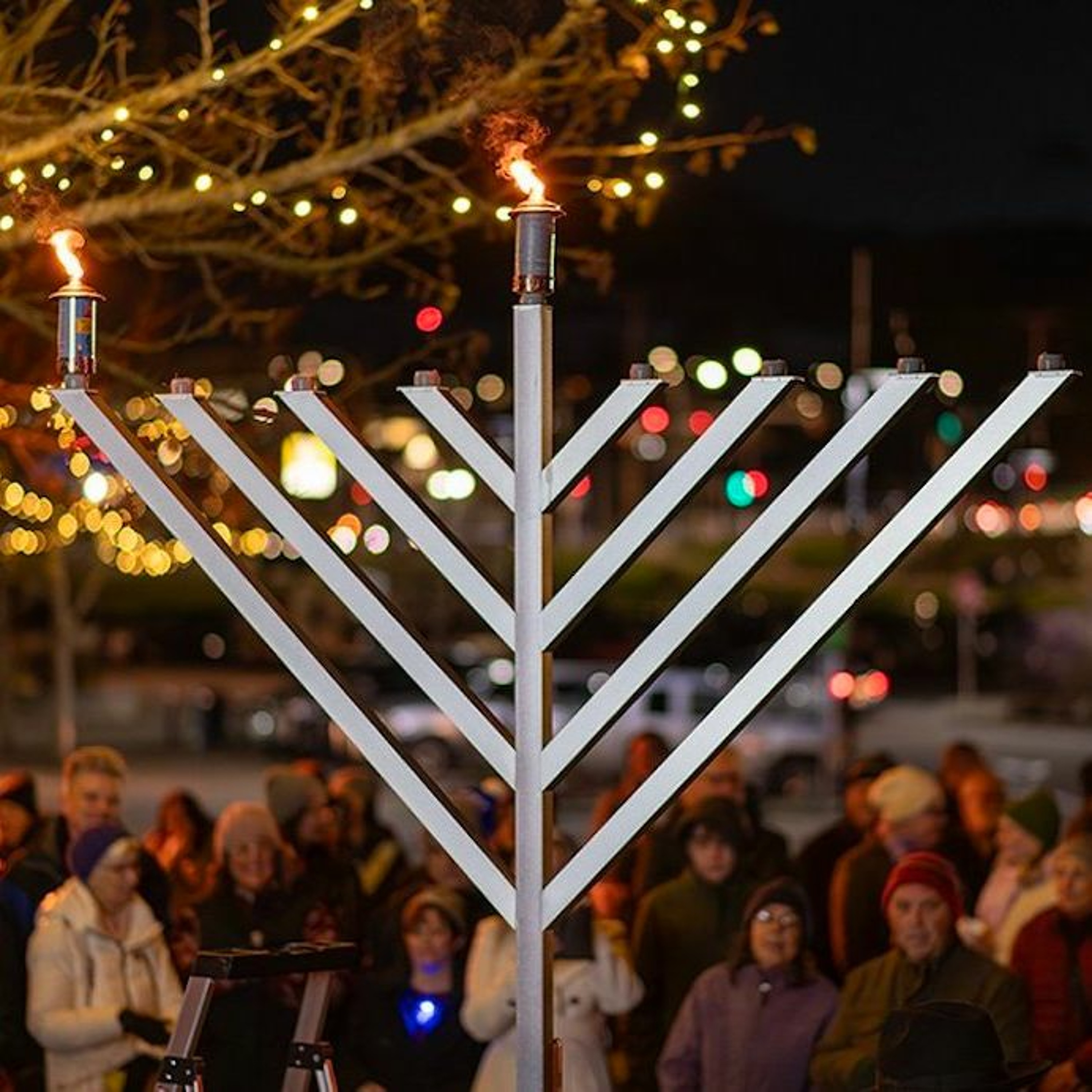 Nanaimo celebrates first night of ​​Chanukah