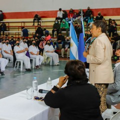 Carreras acompañó a los nuevos egresados y egresadas del IPAP de la Zona Andina
