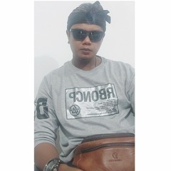 Yudi Kresna feat. Agustin - Ujan ujan (OFFICIAL MUSIC VIDEO)-mc.mp3