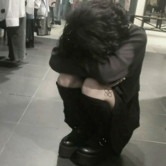 انا مو ذاك التجرحه ويحتويك