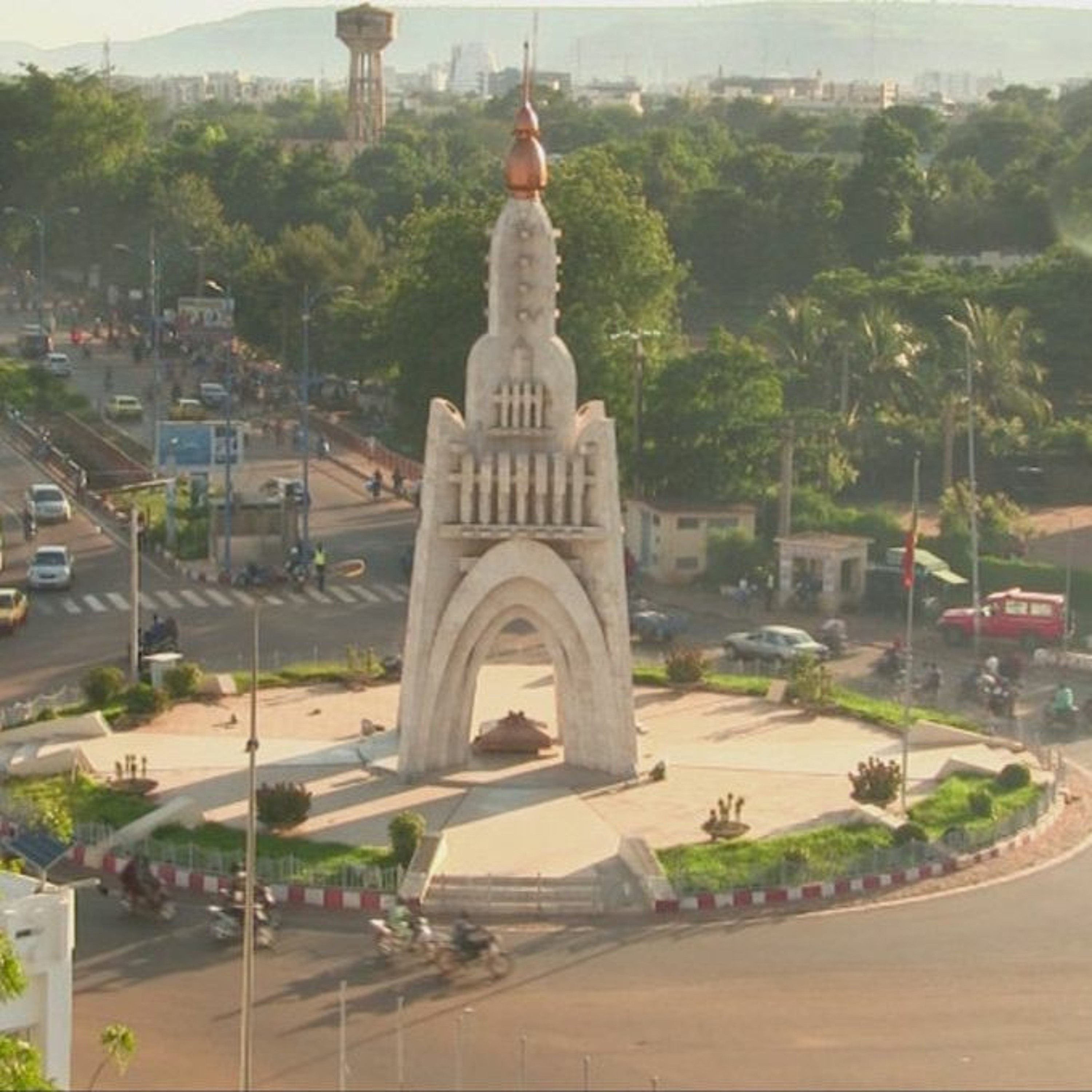 Mali : Réactions au Retrait Mali Burkina Faso Niger De La CEDEAO episode artwork