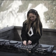 Nora En Pure | Graubünden, Switzerland