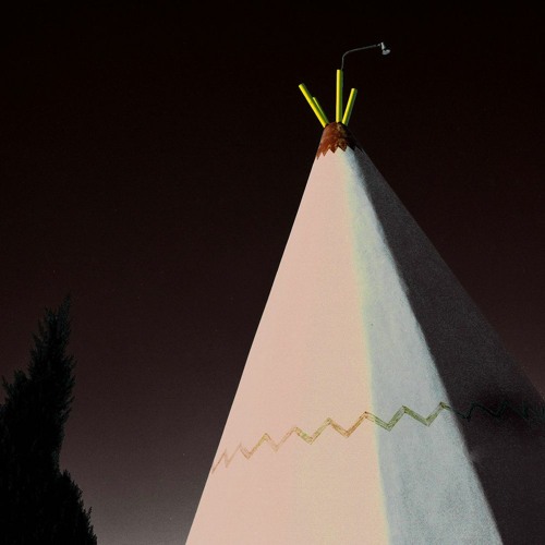 Tipi Lounge 3 (Commercial Break)
