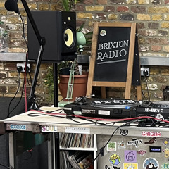 Tom Ayres live from Brixton Radio