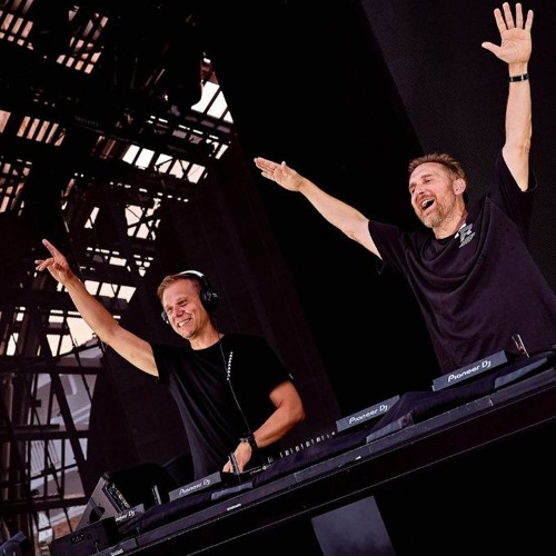 Armin Van Buuren & David Guetta Feat. Aldae - In The Dark - KAKAROT