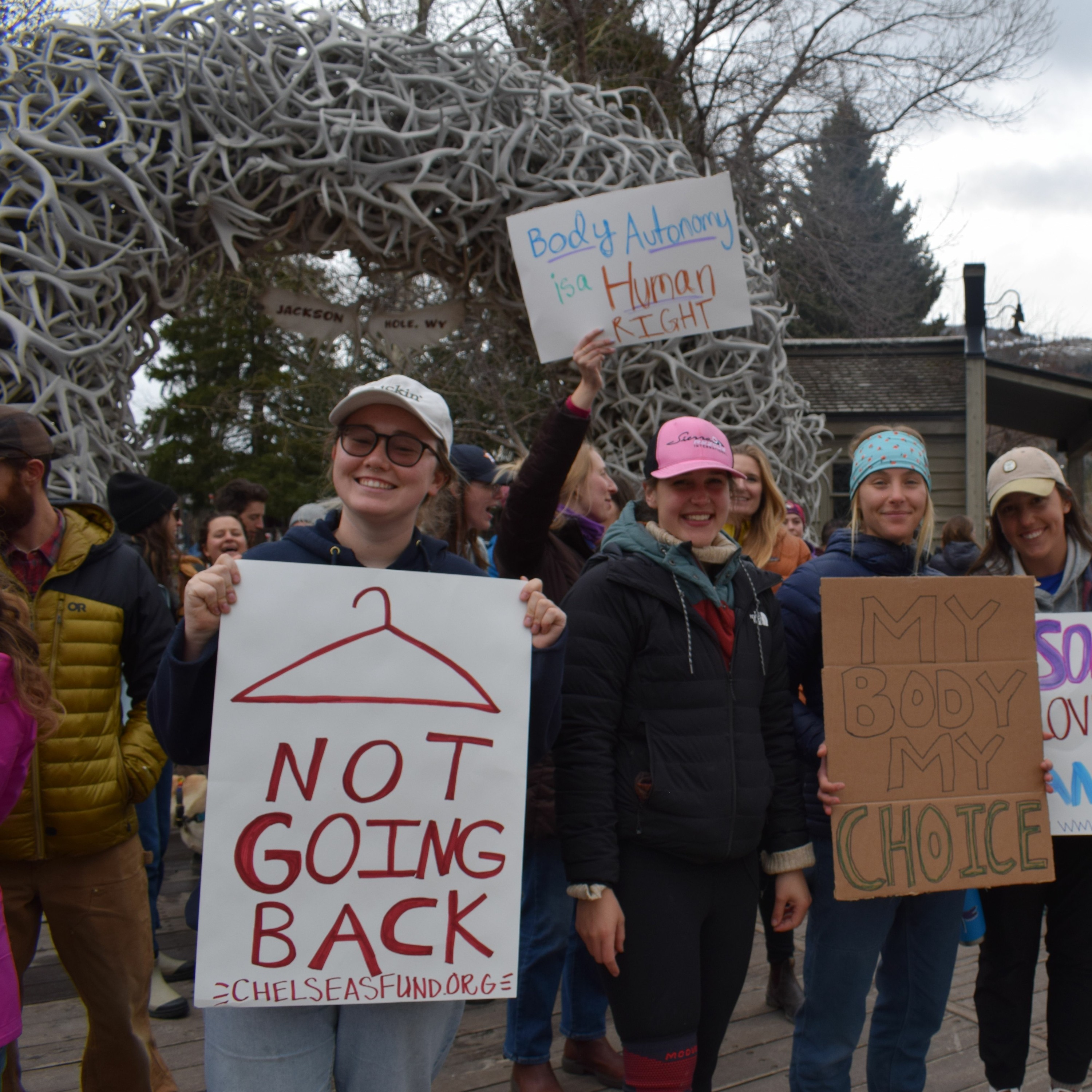 May 5 | Jackson residents protest draft opinion that could overturn Roe v. Wade episode artwork