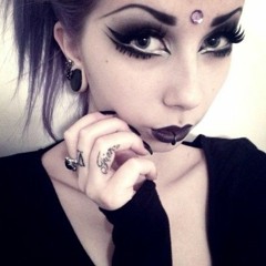 GothB!tch (FT. DØCTØR•CHØØ)