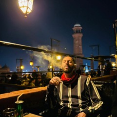 nargisi ankhny