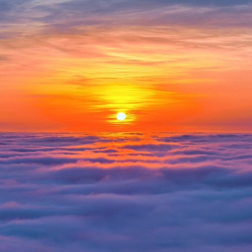 Au dessus d'une mer de nuages (version 2)