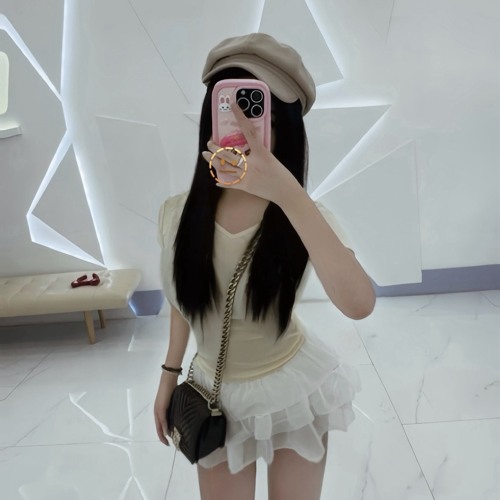 8h Chợ Đổ - Uyen Kitty Ft. Nhat Minh