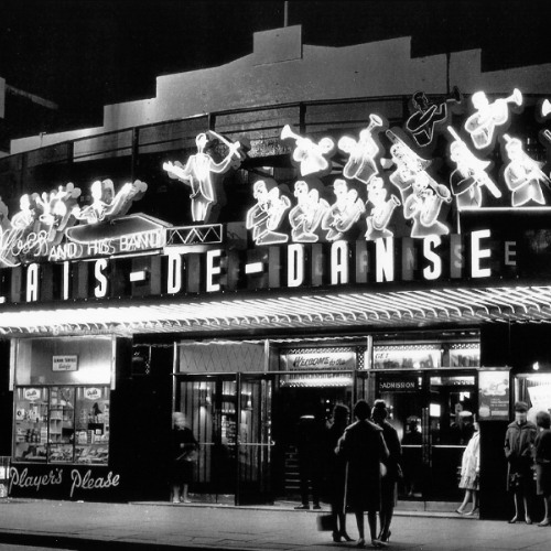 When My Girl Comes Home by V.S. Pritchett