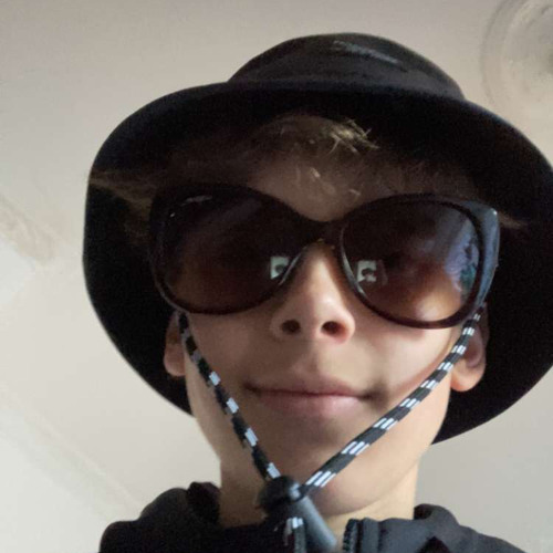 Ung Carlo - Fortiden. (prod.Cloubee)