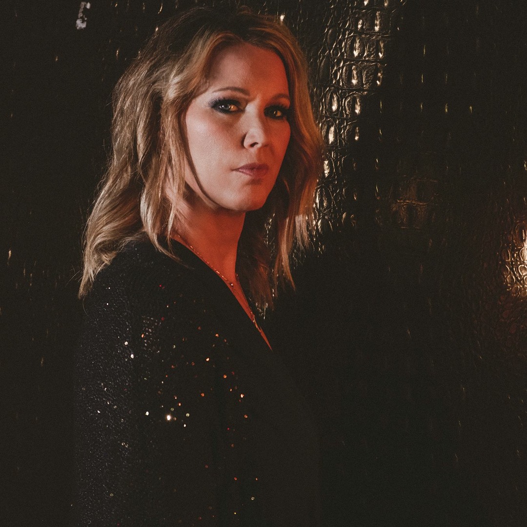 Need To Feel Loved - Vicky Devine Rework [FREE DOWNLOAD]
