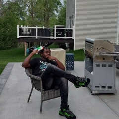 YungMal &LilQuill, ft: HoodrichPabloJuan - Get in dere