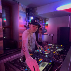 HICKSIE - HOLD ON (FREE DOWNLOAD)