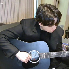 Min Yoongi - Eight (Guitar Cover)