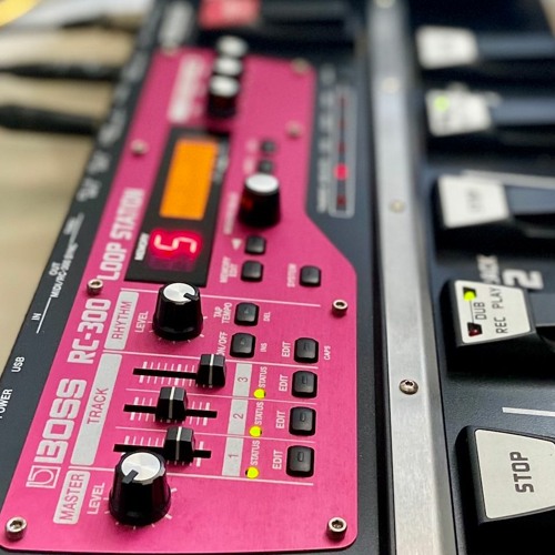 Stream Boss RC300 Demo Vocal Overlaying (W/ Chorus FX) by Sander